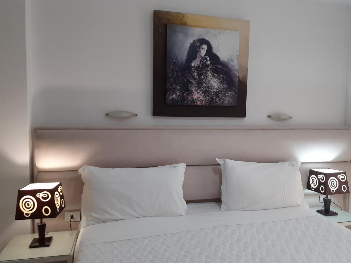 Hotel Ceko Sarande Luaran gambar